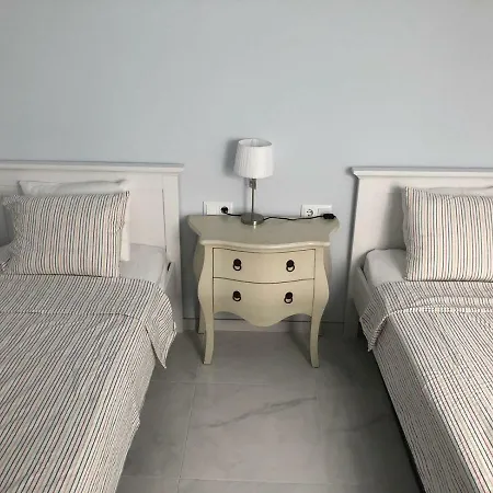 Appartement 2 Bedroom In The Old Town, Close To The *