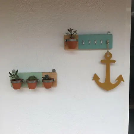 2 Bedroom In The Old Town, Close To The * L'Escala