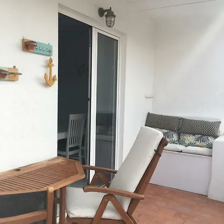 Appartement 2 Bedroom In The Old Town, Close To The *